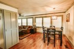 Copper Duck cottage- Living/Dining area